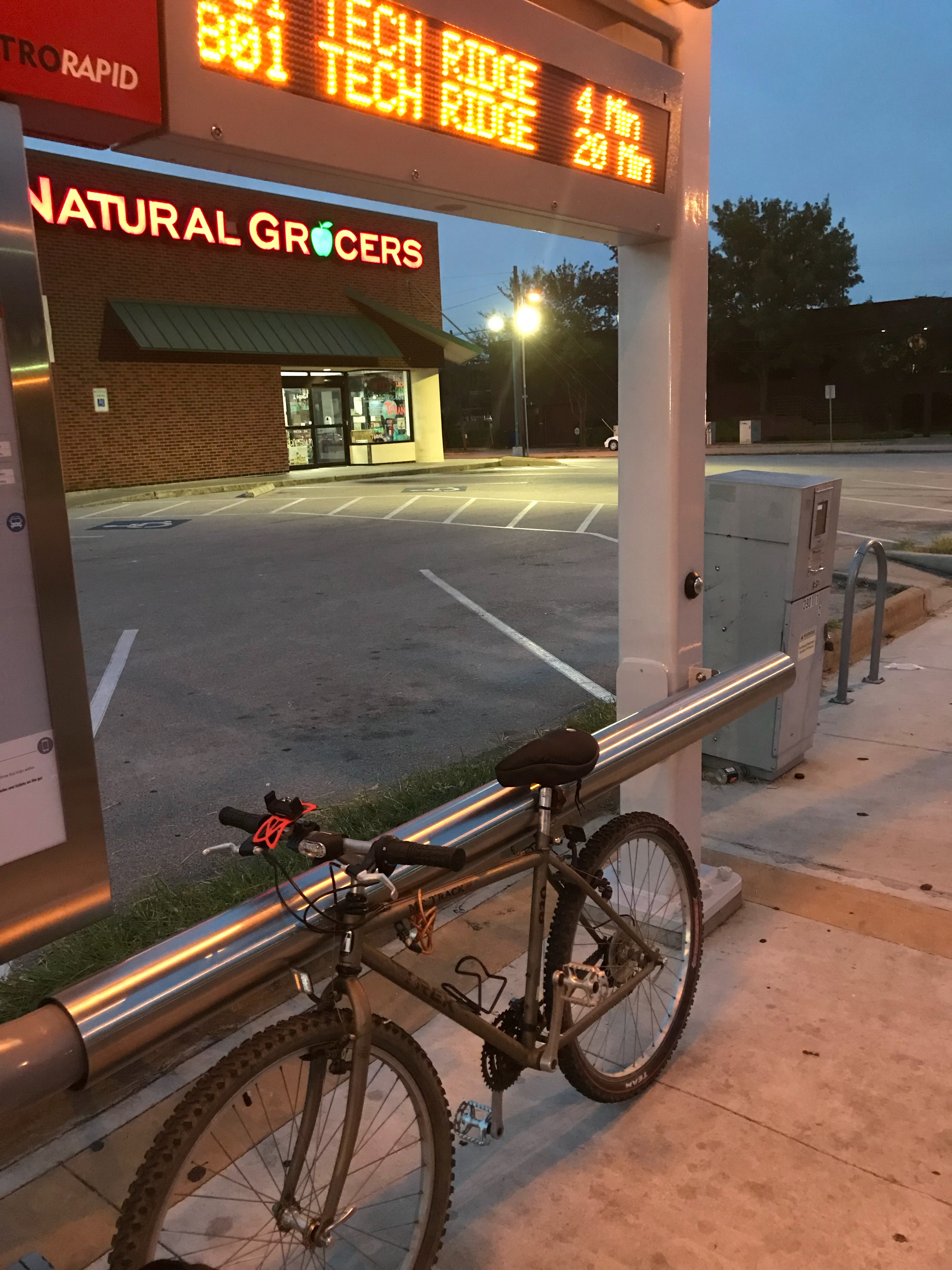 Picture of bike at Hyde Park station