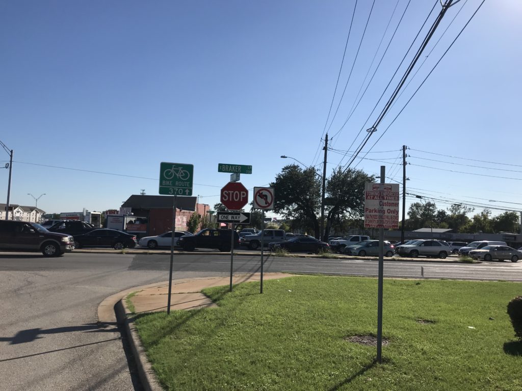 Southbound Pollyana looking at Braker