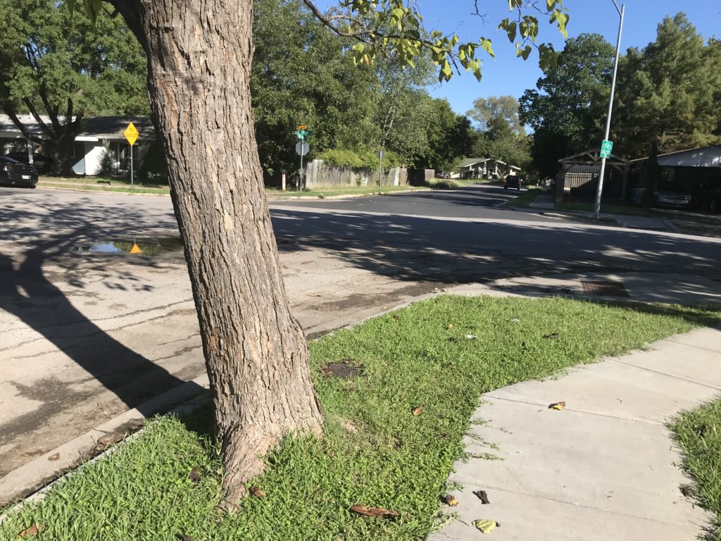 looking back at sharp sidewalk turn on 370